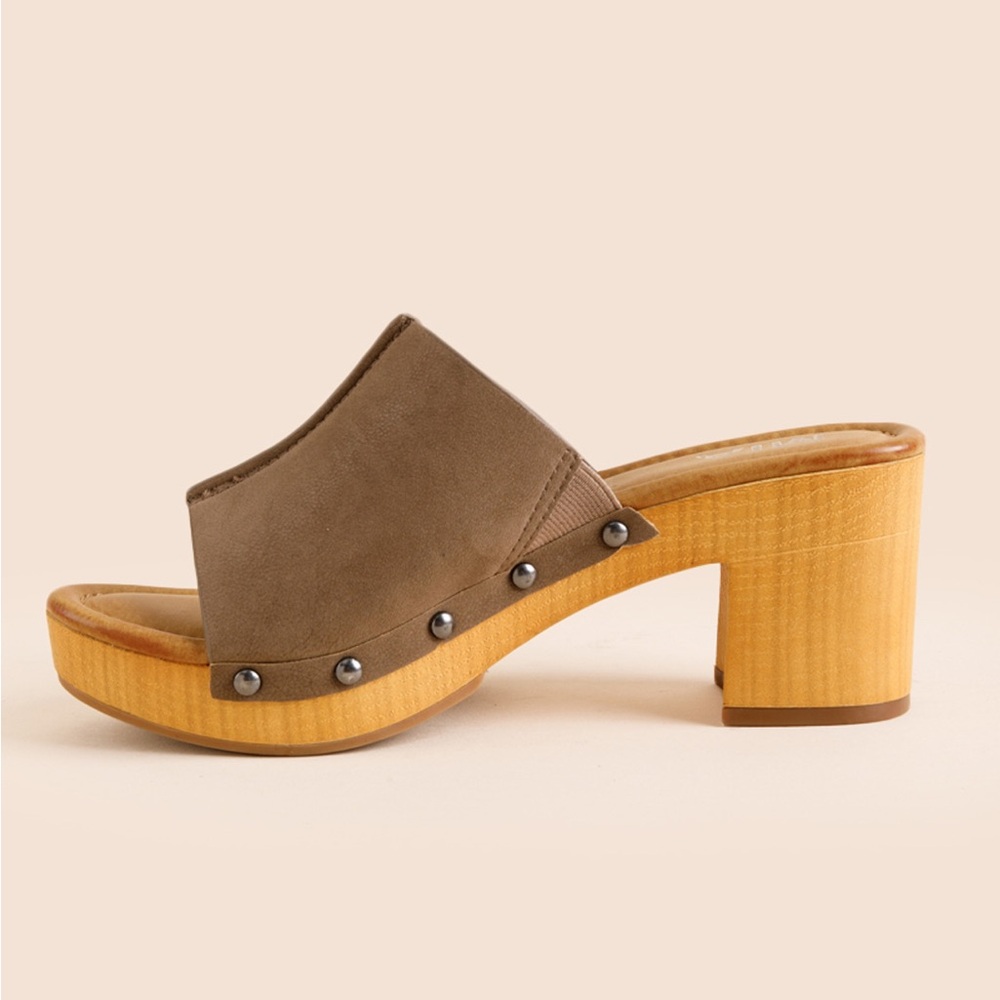 MIA Merel Mule Sandal